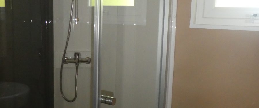 bathroom of the Ecolodge